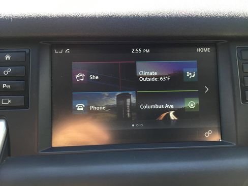 Used 2018 Land Rover Discovery Sport HSE image 44