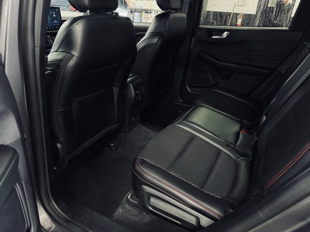 Used 2024 Ford Escape ST-Line w/ Tech Pack #1 AWD/4WD image 20