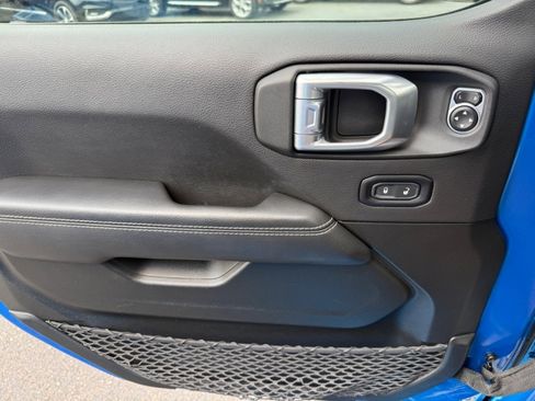 Used 2021 Jeep Wrangler Unlimited Sahara w/ Dual Top Group image 37