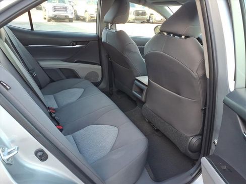 Used 2021 Toyota Camry LE image 12