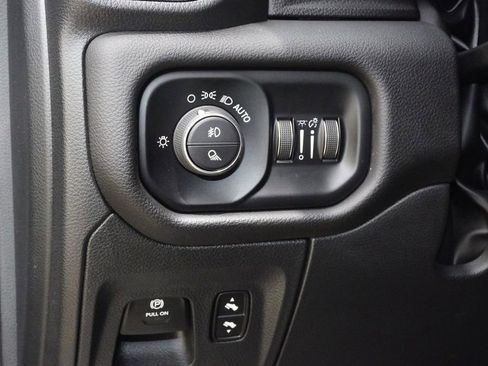Used 2025 RAM 1500 Laramie w/ Sport Appearance Package AWD/4WD image 25