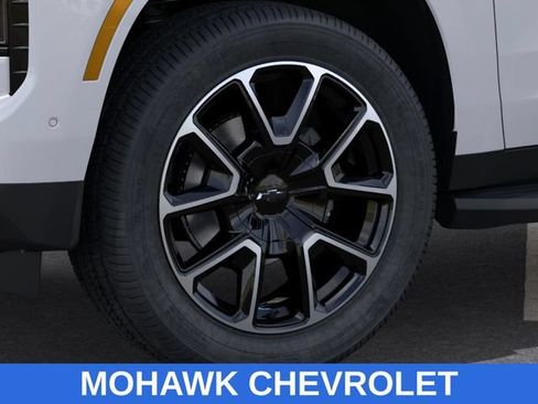 New 2026 Chevrolet Tahoe RST w/ Comfort Package AWD/4WD image 9
