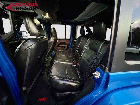 Used 2022 Jeep Wrangler Unlimited Sahara w/ Cold Weather Group image 32