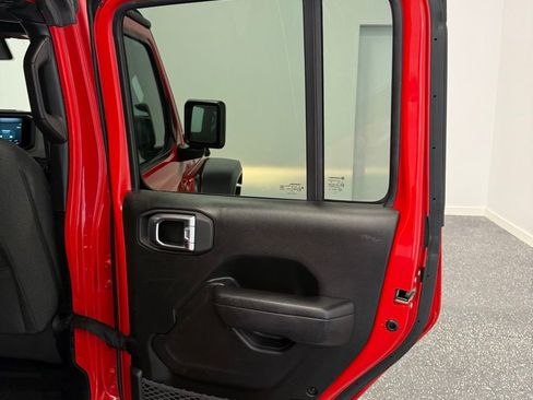 Used 2024 Jeep Wrangler Sport S image 38