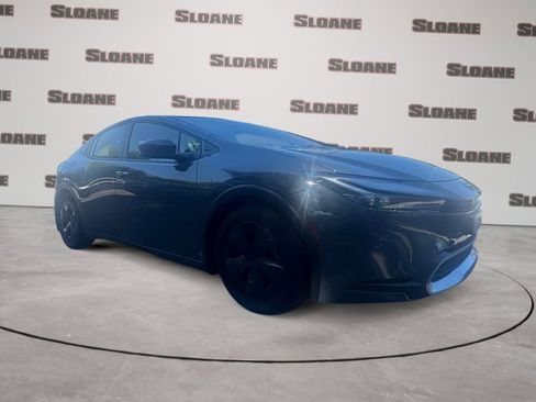 Used 2024 Toyota Prius Prime FWD image 7
