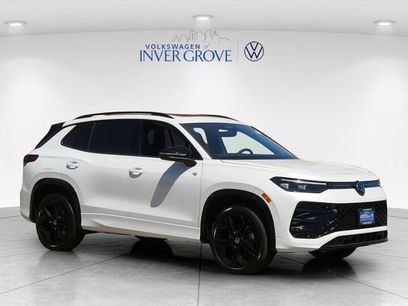 New 2026 Volkswagen Tiguan SE R-Line