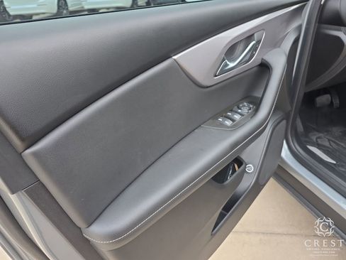 Used 2024 Chevrolet Blazer LT w/ Midnight/Sport Edition image 7