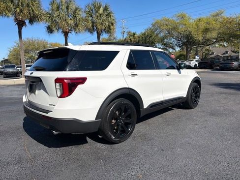 Used 2023 Ford Explorer ST-Line AWD/4WD image 8
