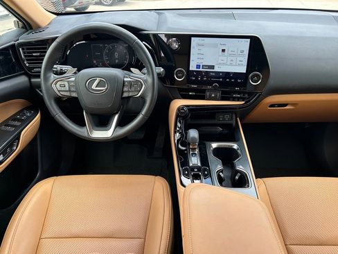 Used 2024 Lexus NX 250 FWD w/ Cold Area Package image 16