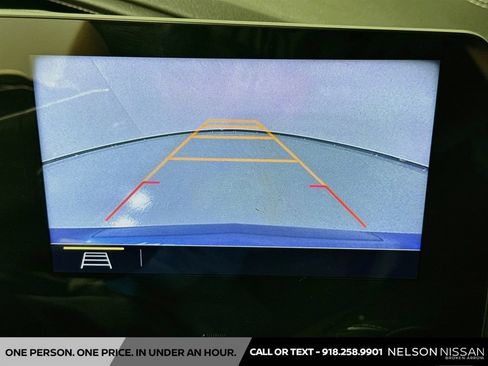 Used 2020 Chevrolet Corvette Stingray Coupe w/ 1LT RWD image 13
