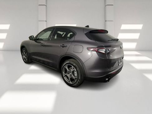 New 2025 Alfa Romeo Stelvio Sprint w/ Convenience Package image 7