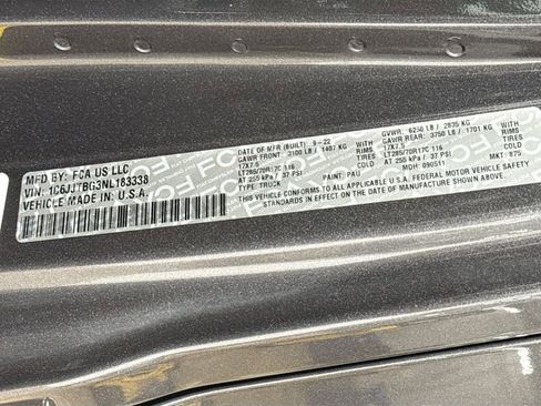 Used 2022 Jeep Gladiator Rubicon w/ Cold Weather Group image 30