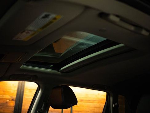 Used 2023 Honda CR-V EX-L image 25