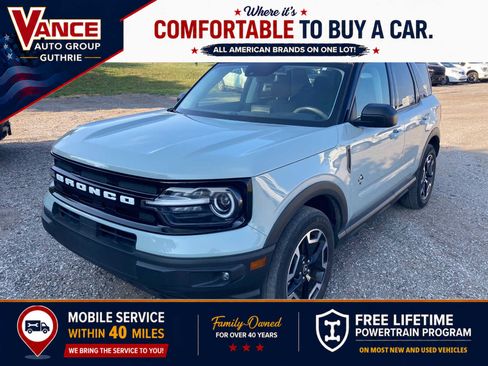 Used 2022 Ford Bronco Sport Outer Banks w/ Tech Package AWD/4WD image 1
