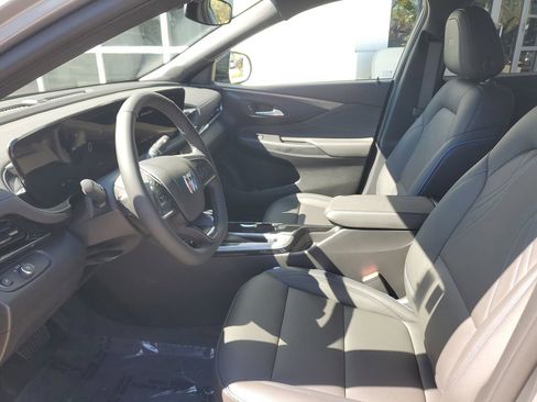 Certified 2026 Buick Envista Sport Touring w/ Convenience I Package image 21