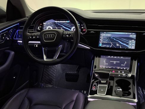 Used 2019 Audi Q8 Premium Plus image 29