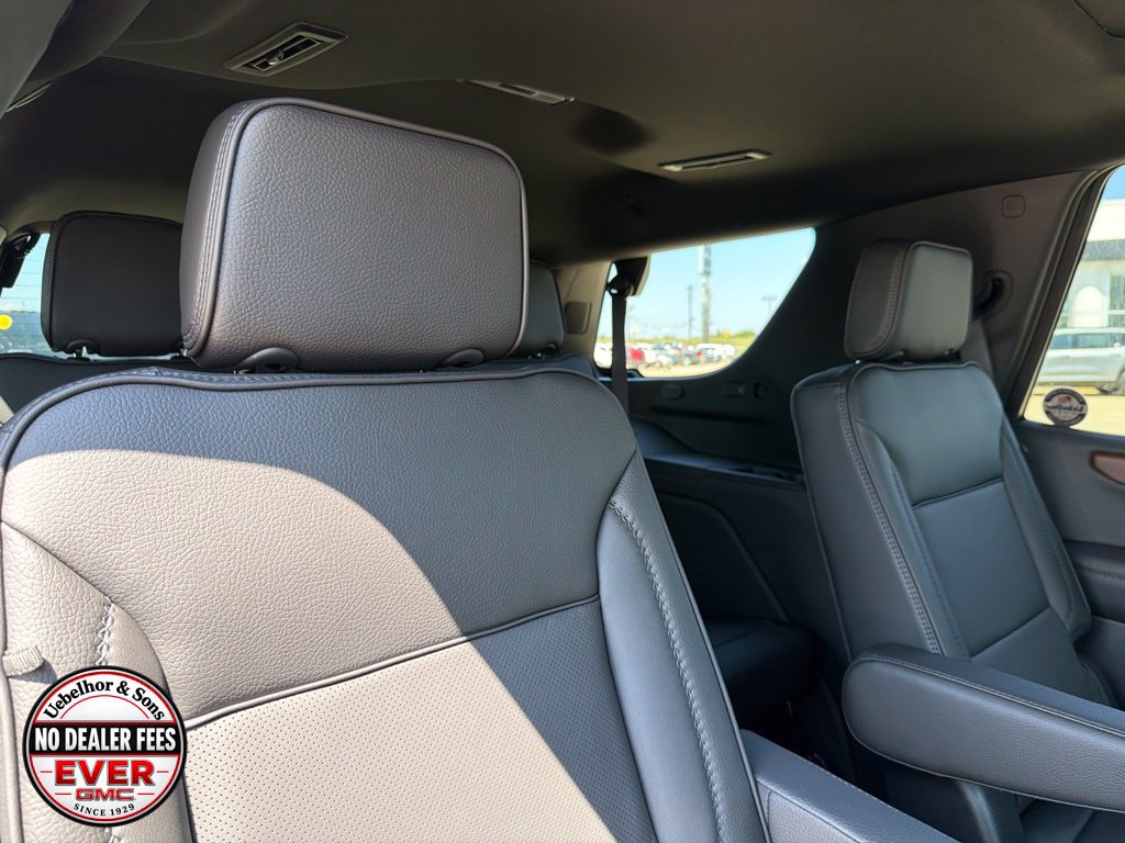 New 2026 GMC Yukon Denali w/ Denali Reserve Package AWD/4WD image 5