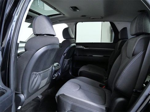 Used 2021 Hyundai Palisade SEL w/ Convenience Package image 13