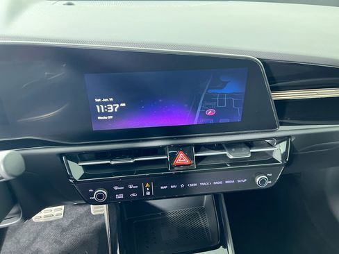 New 2025 Kia Niro Wave image 25