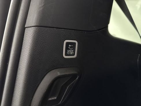 Used 2024 Jeep Wagoneer Series II image 16