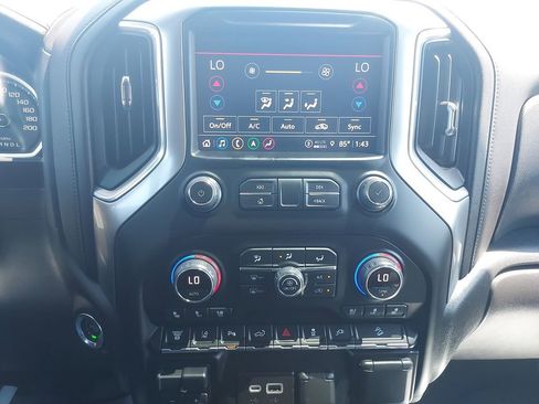 Used 2022 Chevrolet Silverado 2500 LTZ w/ LTZ Premium Package AWD/4WD image 24