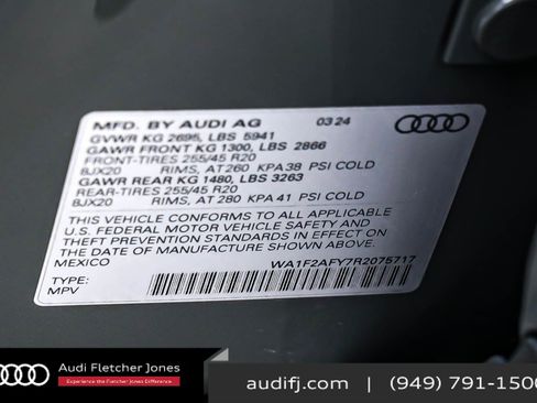 Used 2024 Audi Q5 e Prestige w/ Prestige Package image 25