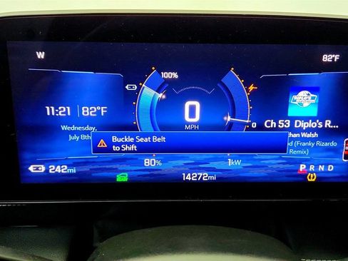 Used 2024 Chevrolet Blazer EV LT AWD/4WD image 14
