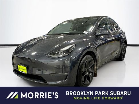 Used 2024 Tesla Model Y Long Range image 1