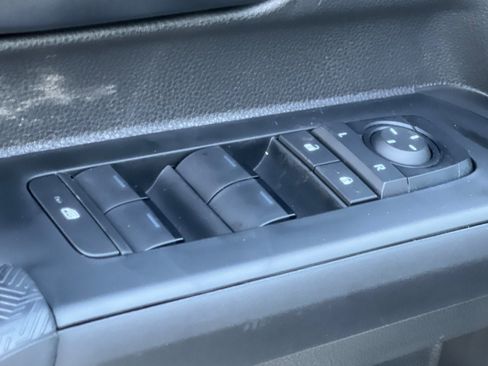 New 2025 Toyota Tacoma SR5 image 13