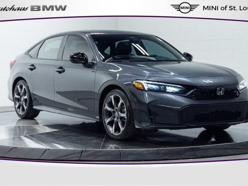 Used 2025 Honda Civic Sport Touring image 1