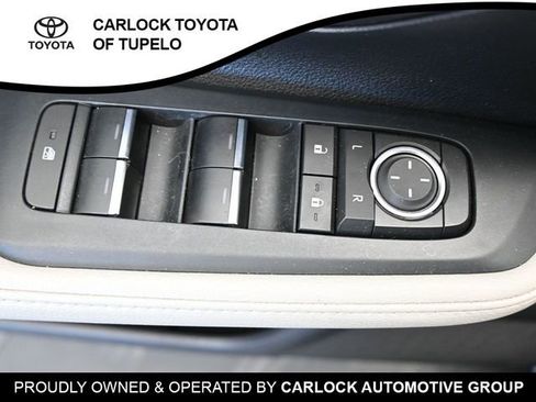 Used 2024 Toyota Grand Highlander XLE image 22