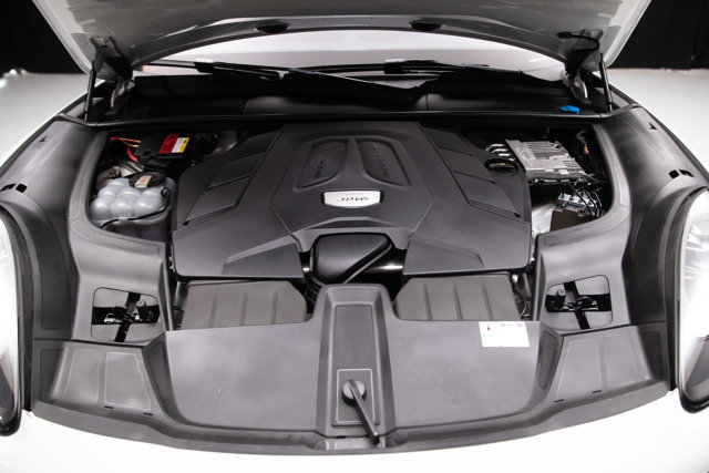 Used 2021 Porsche Cayenne AWD/4WD image 37