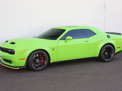 Used 2023 Dodge Challenger SRT Hellcat RWD image 11