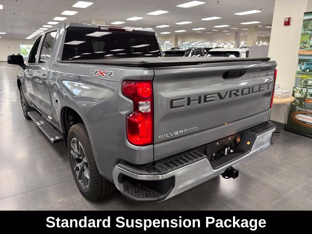 Used 2023 Chevrolet Silverado 1500 LT AWD/4WD image 5