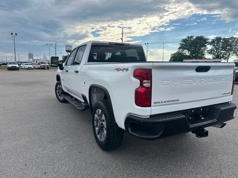 Used 2022 Chevrolet Silverado 2500 Custom w/ Custom Value Package AWD/4WD image 22