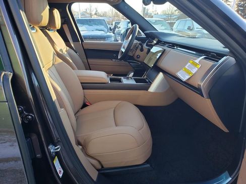 New 2026 Land Rover Range Rover SE image 18