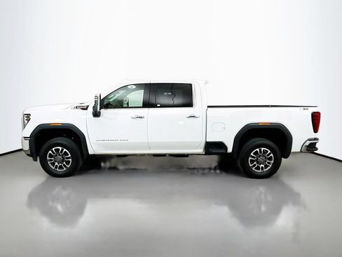 Used 2025 GMC Sierra 2500 SLT AWD/4WD image 5
