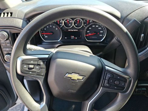 Used 2021 Chevrolet Silverado 1500 Custom w/ Custom Max Trailering Package AWD/4WD image 19
