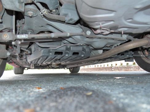 Used 2011 Toyota Camry XLE image 15