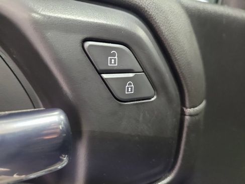 Used 2022 Chevrolet Silverado 1500 RST image 51