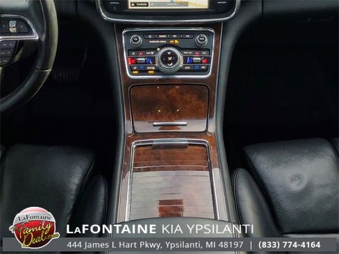 Used 2018 Lincoln Continental Reserve w/ Continental Climate Package image 26