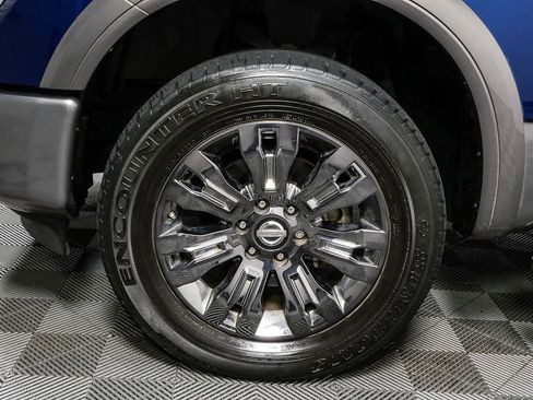 Used 2017 Nissan Titan Platinum Reserve image 34