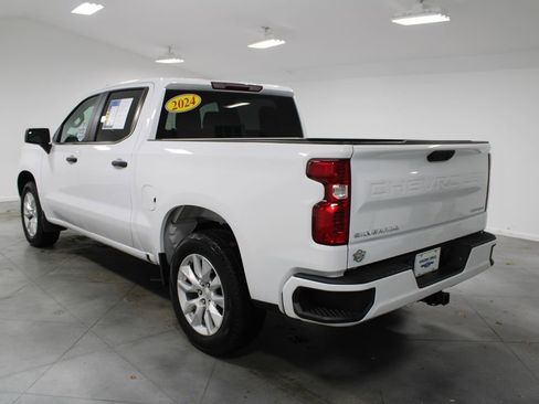 Used 2024 Chevrolet Silverado 1500 Custom image 7