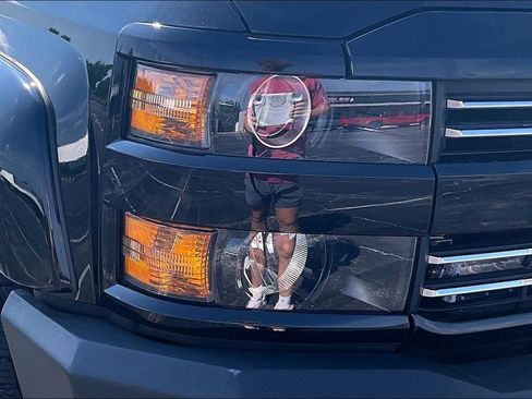 Used 2018 Chevrolet Silverado 3500 LTZ w/ Duramax Plus Package AWD/4WD image 26