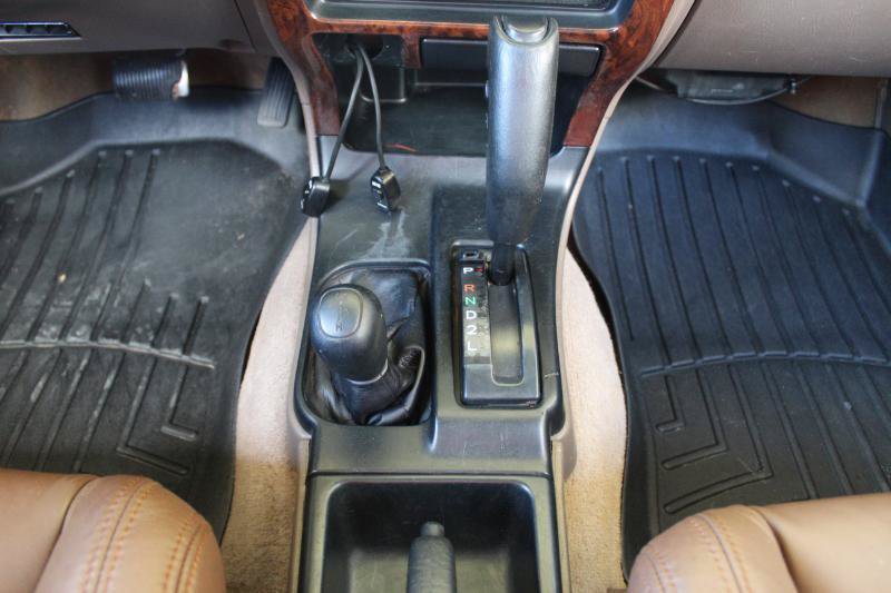 Used 1998 Toyota 4Runner Limited AWD/4WD image 36