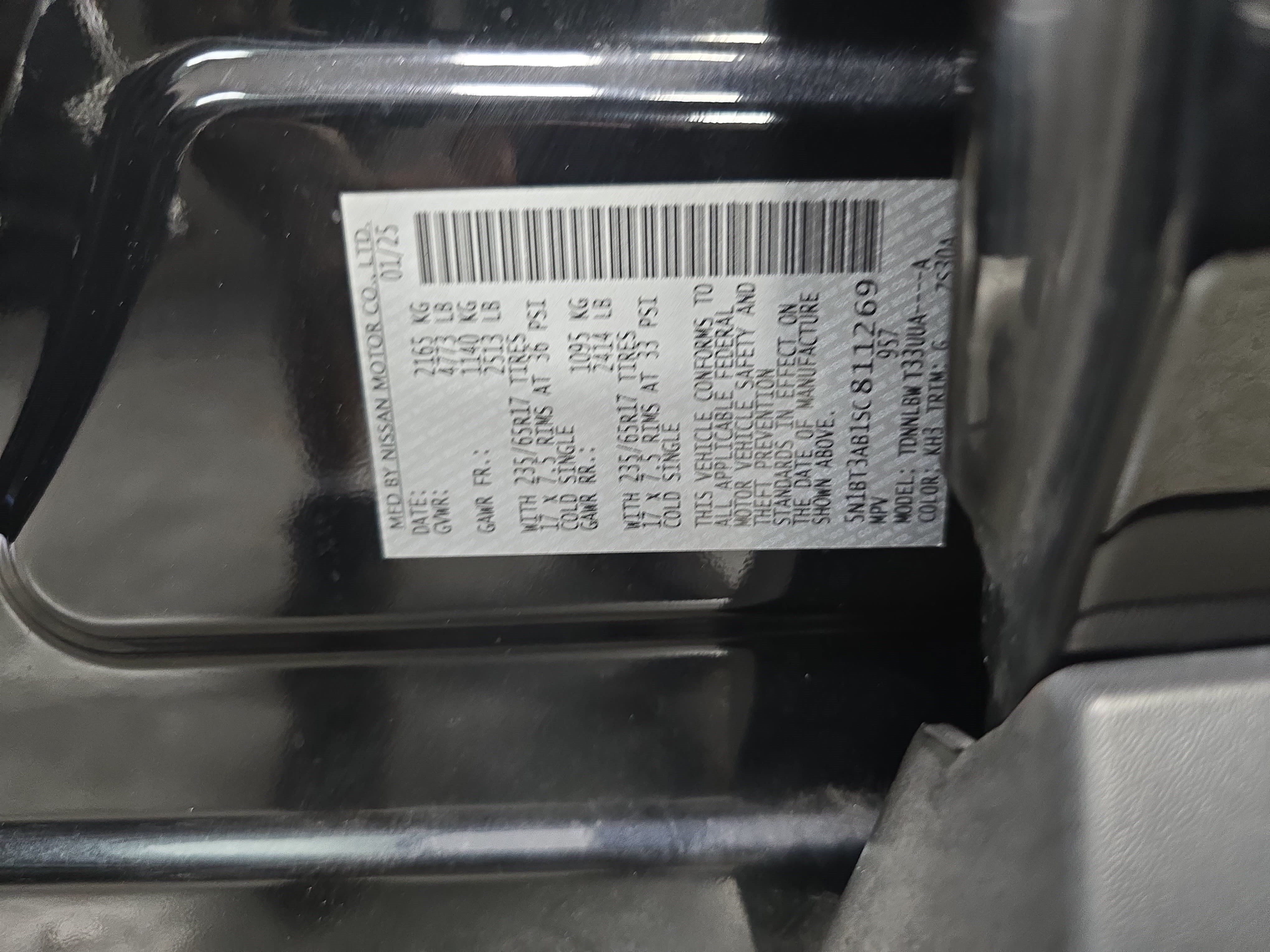 Used 2025 Nissan Rogue S AWD/4WD image 33