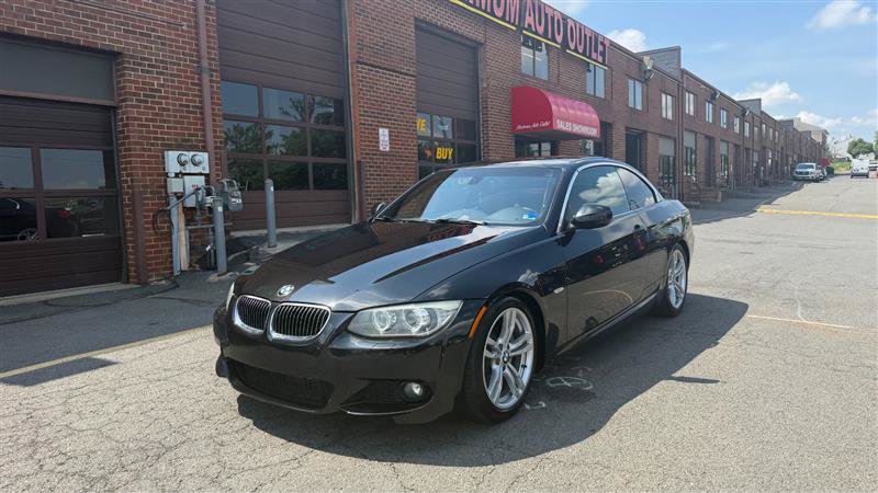 Used 2011 BMW 335i Convertible RWD image 29