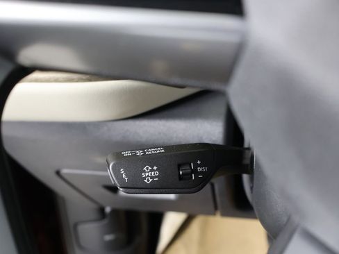 New 2025 Audi Q5 Premium Plus image 26