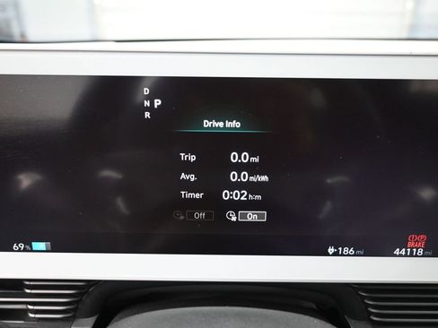 Used 2022 Hyundai Ioniq 5 SE image 23