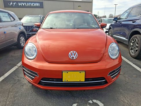 Used 2017 Volkswagen Beetle 1.8T SE image 2